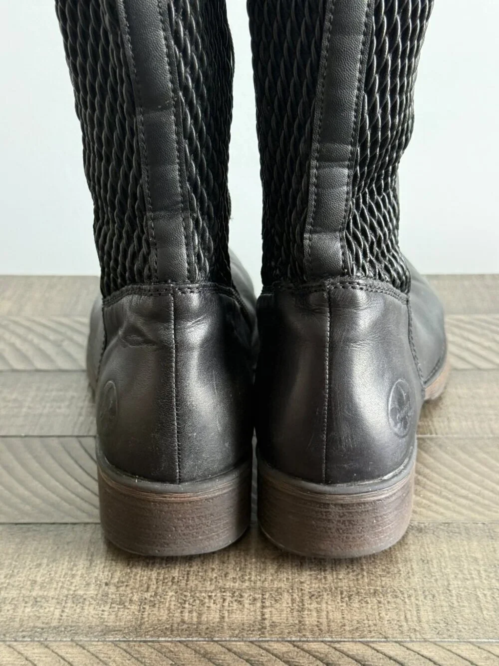 Rieker Women’s Black Leather Knee-High Riding Boots Stretch-Fit Size 8.5